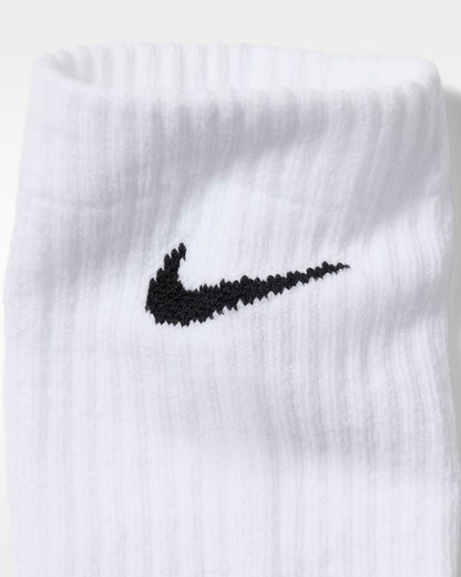 Nike Everyday Plus